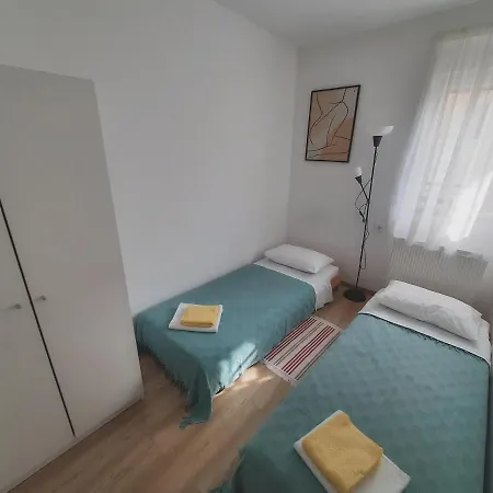 Argonauti * Pola